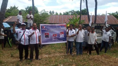 DPD Partai Perindo Salurkan 50 Sak Semen Bangun Jalan Menuju Gua Maria