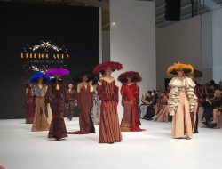 Ahok Turut Menyaksikan Fashion Show dari  Siswa Siswi SMK se-NTT