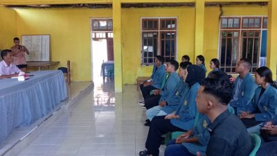 Pelepasan Rombongan Mahasiswa KKN Unwira Kupang Oleh Rektor P. Philipus Tule, SVD Secara Resmi