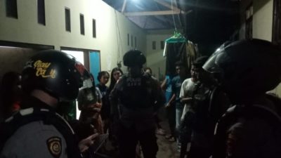 Tim Patroli Samapta Lampu Biru Polres Flotim Bubarkan Tawuran di Larantuka