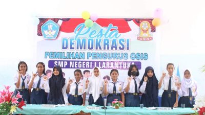 Keren, Siswa SMPN1 Larantuka Gelar Pemilihan Ketua dan Wakil Ketua Osis Secara Demokrasi