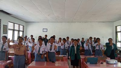 PKM Unimor dan SMA Negeri Welaus Bergandeng Tangan dalam Diseminasi Pendidikan  