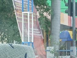 Respon Cepat, Baliho Depan Kantor Polres Malaka Kembali dalam kondisi Terbaiknya