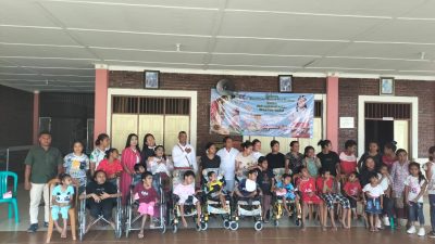 Syukuran Komuni Pertama dengan Berbagi Kasih di Panti Asuhan