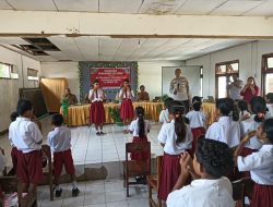 Kapolsek Adonara Barat Gelar Sosialisasi, Bentengi Siswa SDK Botu dari Ancaman Rokok, Miras, Narkoba dan Kekerasan Seksual