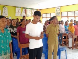 Komunitas Literasi di Kolidatang Terbit Buku Puisi Perdana ‘Kupahat Janji di Atas Tanah Garam’
