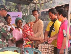 Indosat Ooredoo Salurkan Bantuan Paket Sembako untuk Korban Erupsi Gunung Lewotobi