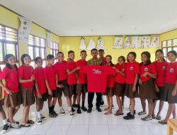 Anak-Anak TBM Palo Porong Raih Hadiah Kekompakan Setelah Sukses Menulis Buku