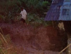 Tanah Longsor di Desa Ilepati, Korban Keluarga Mangu Mengungsi di Rumah Tetangga