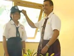 Terima Amplop, Siswa SMPN 1 Adonara Barat Lulus 100% di Tahun Ajaran 2024