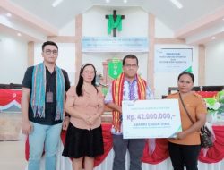 BPJS Ketenagakerjaan NTT Bersama DPR RI Berikan Santunan kepada Ahli Waris