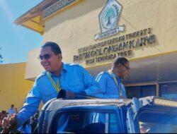 Usai Pendaftaran di KPU NTT, Ribuan Pendukung Melki-Johni Soraki ‘Menang