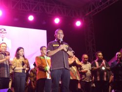 Kehadiran Emanuel Melkiades Laka Lena Warnai Perayaan Paskah Pemuda Kupang