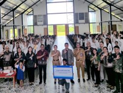 BRI Salurkan Beasiswa Rp5 Juta untuk 59 Mahasiswa UNIKA Weetebula