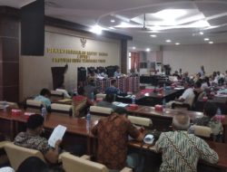 RDP DPRD NTT, Bildad Thonak Lontarkan Kritik Pedas Soal Pelantikan di Swasti Sari