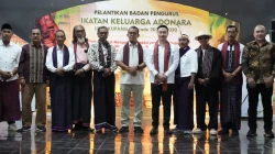 Wali Kota Kupang  Hadir Langsung di Pelantikan Ikatan Keluarga Adonara Kupang