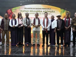 Wali Kota Kupang  Hadir Langsung di Pelantikan Ikatan Keluarga Adonara Kupang